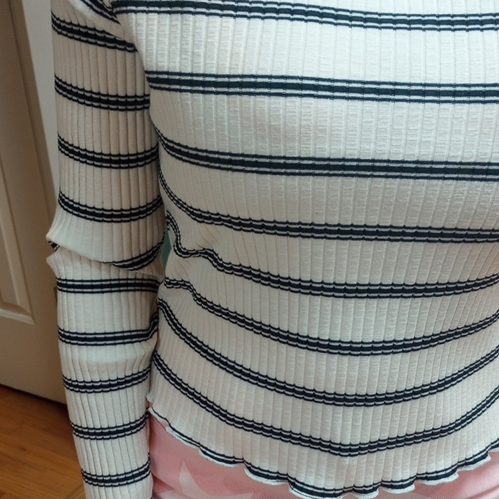 Originality Striped Long Sleeve Top - Picture 2 of 4